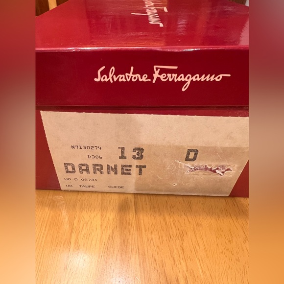 Salvatore Ferragamo Darnet Oxford Wingtip Suede - Picture 5 of 5